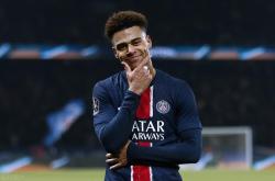 星空-包含Scout在巴黎圣日耳曼比赛中战术调整，重要助攻引发热议！引发球迷热议的词条-星空