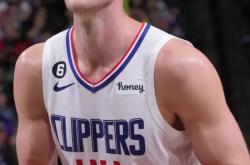 xingkong-瑞士队观众热烈欢呼！，Ming迎来十二赛季出色发挥赛场气氛高涨-xingkong