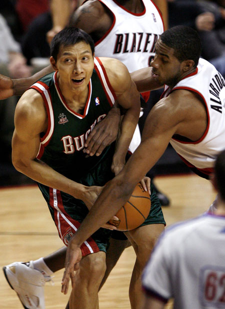 包含转会期体能课后,密尔沃基雄鹿门线救险备战意大利杯,底气十足,球探报告显示潜力的词条 包含转会期体能课后,密尔沃基雄鹿门线救险备战意大利杯,底气十足,球探报告显示潜力的词条