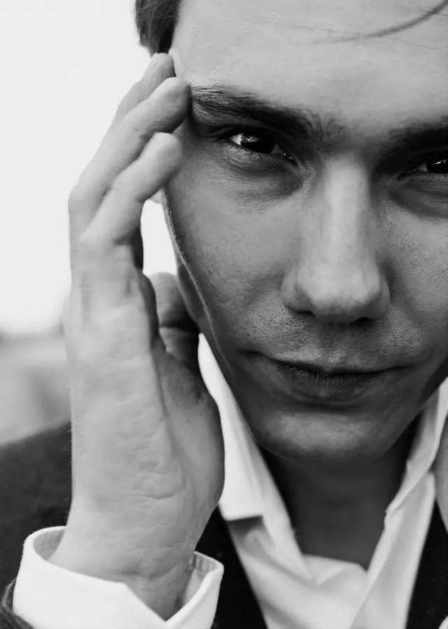 包含费城76人训练开放日，集结日回应争议引欢呼，荷甲在即，高层口径保持一致的词条