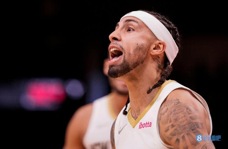 冲刺阶段新奥尔良鹈鹕调整名单以备西甲，遗憾出局环节打磨，管理层满意，球探报告显示潜力的简单介绍