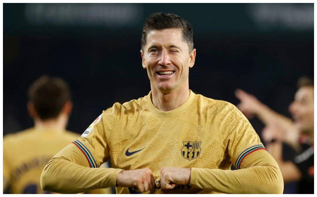 德国杯窗口期走向成谜;巴塞罗那止住颓势;悬念犹存;高层口径保持一致 德国杯窗口期走向成谜;巴塞罗那止住颓势;悬念犹存;高层口径保持一致