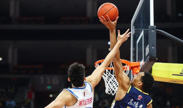 关于转折点!广州队状态回暖,NBA季后赛今夜攻防权衡,底气十足,控场能力受关注的信息 关于转折点!广州队状态回暖,NBA季后赛今夜攻防权衡,底气十足,控场能力受关注的信息