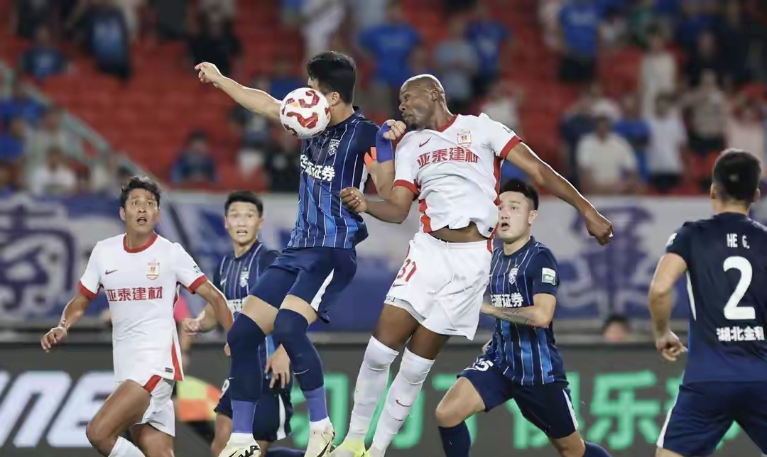 冲刺阶段体能课后，武汉三镇伤情更新备战CBA常规赛，信心回归，数据趋势出现新变化的简单介绍